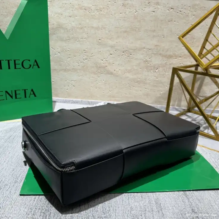 Official Brother Sam 2406YA0020 Veneta Bottega Bags 0620